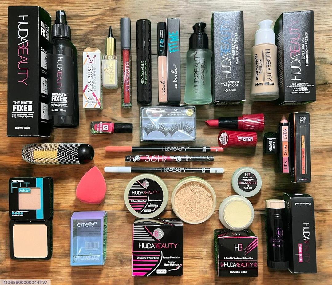 Ultimate Makeup Kit 20 Items for Women - Image 2