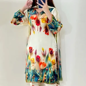 3 Pcs Women's Unstitched Printed Suit