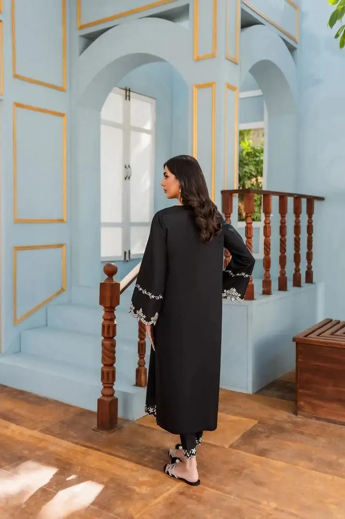 Embroidered Black Suit 3 Pcs Elegant Women's Stitched Attire - Image 4