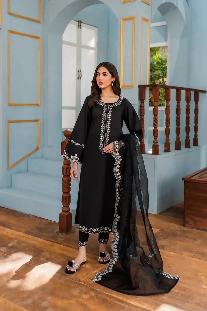 Embroidered Black Suit 3 Pcs Elegant Women's Stitched Attire
